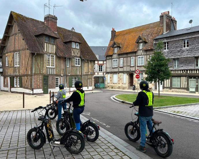 Randonnée en trottinette électrique tout-terrain sur les chemins du Pays d’Auge
