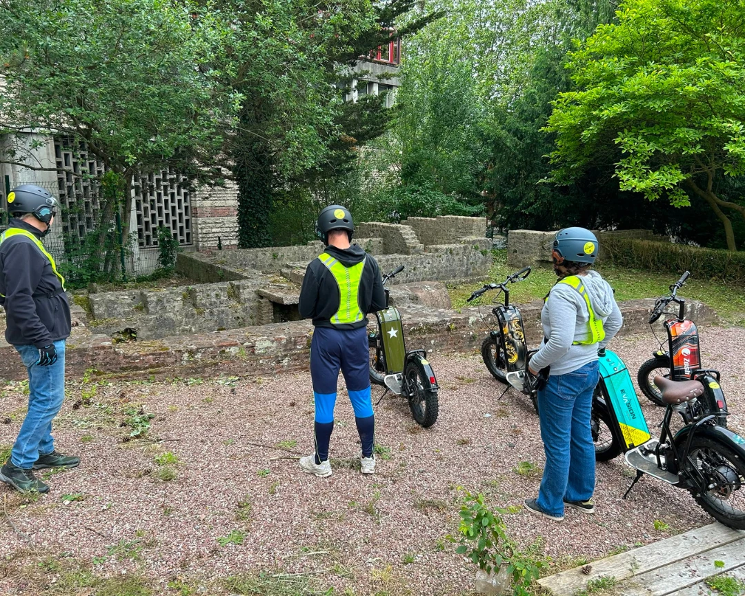 Activité nature en famille en trottinette électrique en Normandie